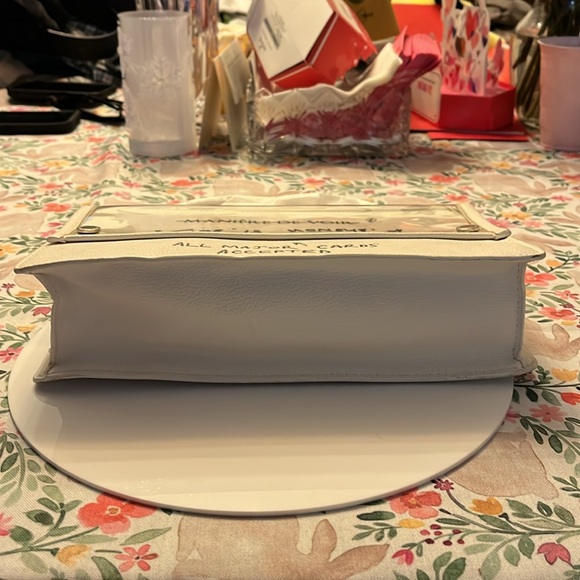 MANIERE DE VOIR crossbody bag white. Collectors piece Work of Art Brand New - Picture 2 of 6